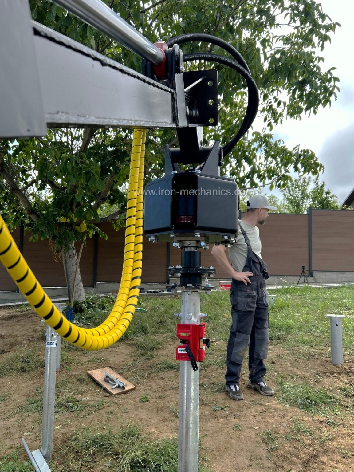 Ground Screws vs Concrete Footings https://iron-mechanics.com/product-category/ground-screw-drivers/